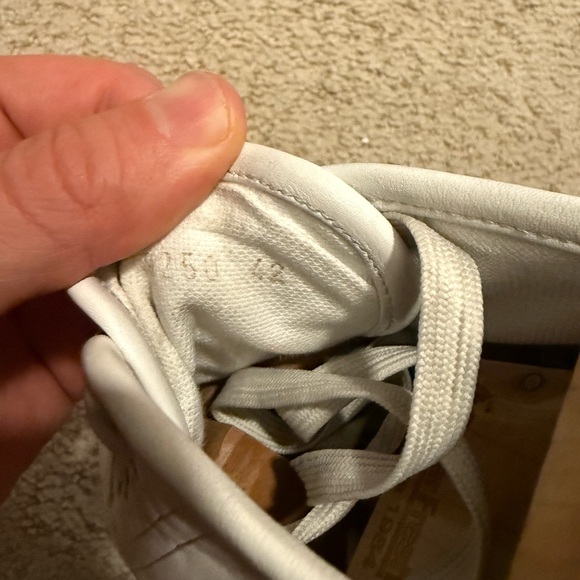 Men's White Leather Saint Laurent Sneakers - Picture 6 of 6